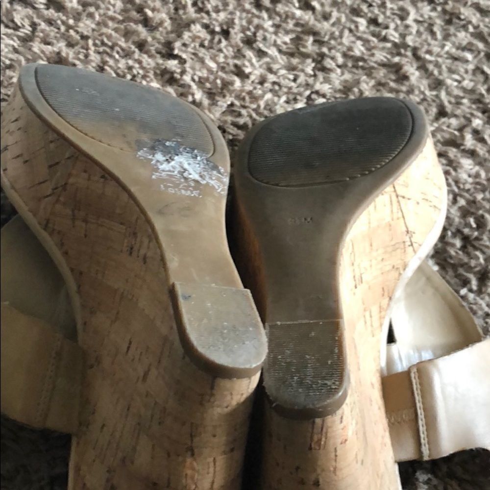 Guess tan cork logo wedges - Picture 6 of 6